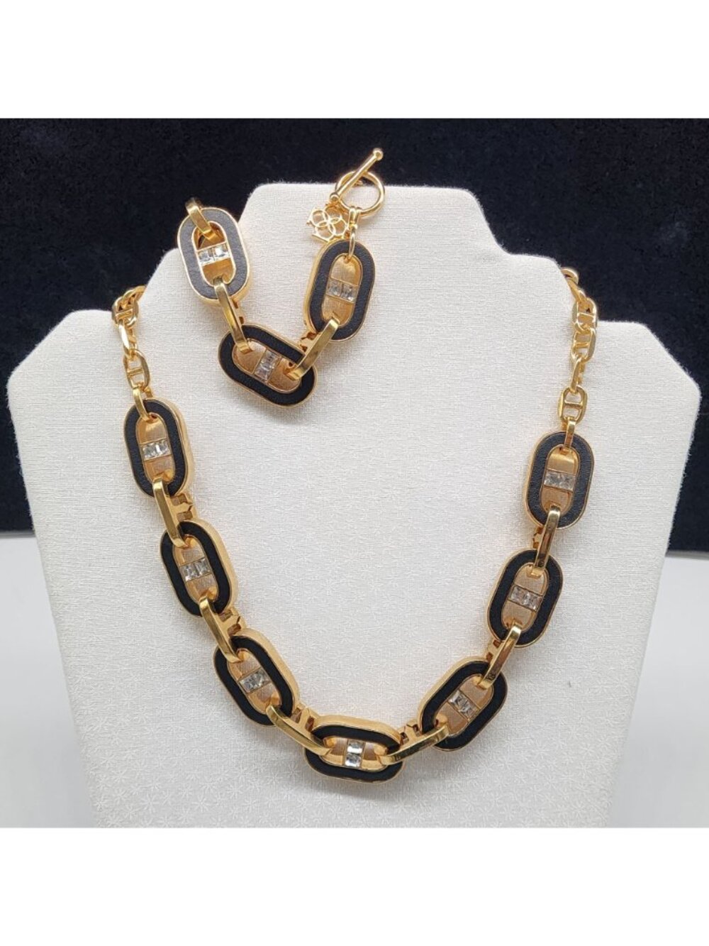 Ann Taylor Bracelet & Necklace Set Inlay Black Leather Gold Tone Chunky Chain VT - Picture 6 of 9